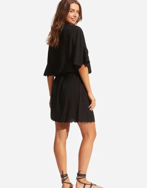 Gia Scallop Kaftan - Black